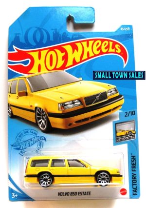 hot_wheels_2021_volvo_wagon_yellow